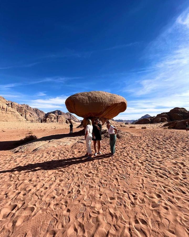 Wadi Rum Camels Camp Extérieur photo